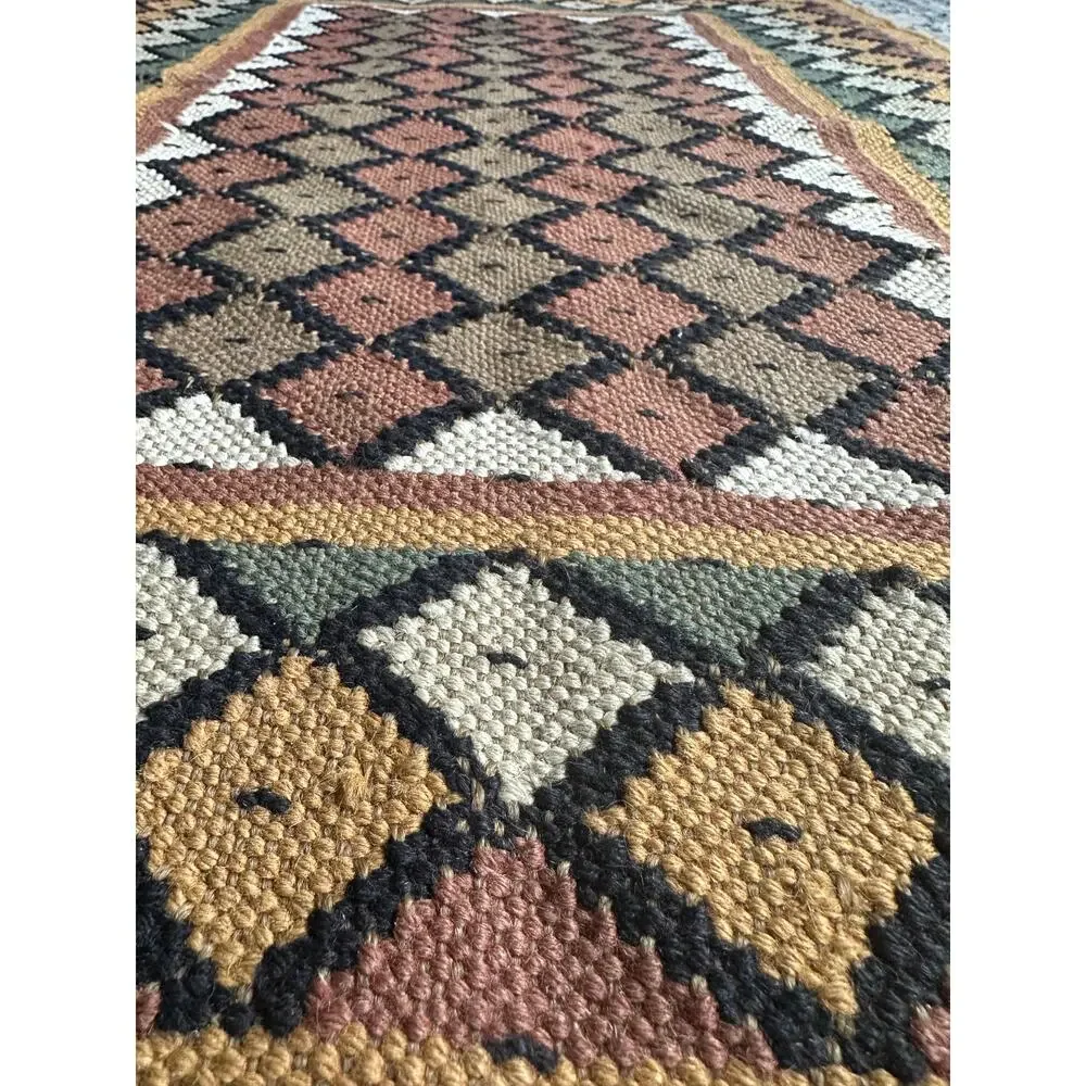 Vintage Turkish Kilim Rug Boho Aztec Rug 37x25” wool jute natural woven